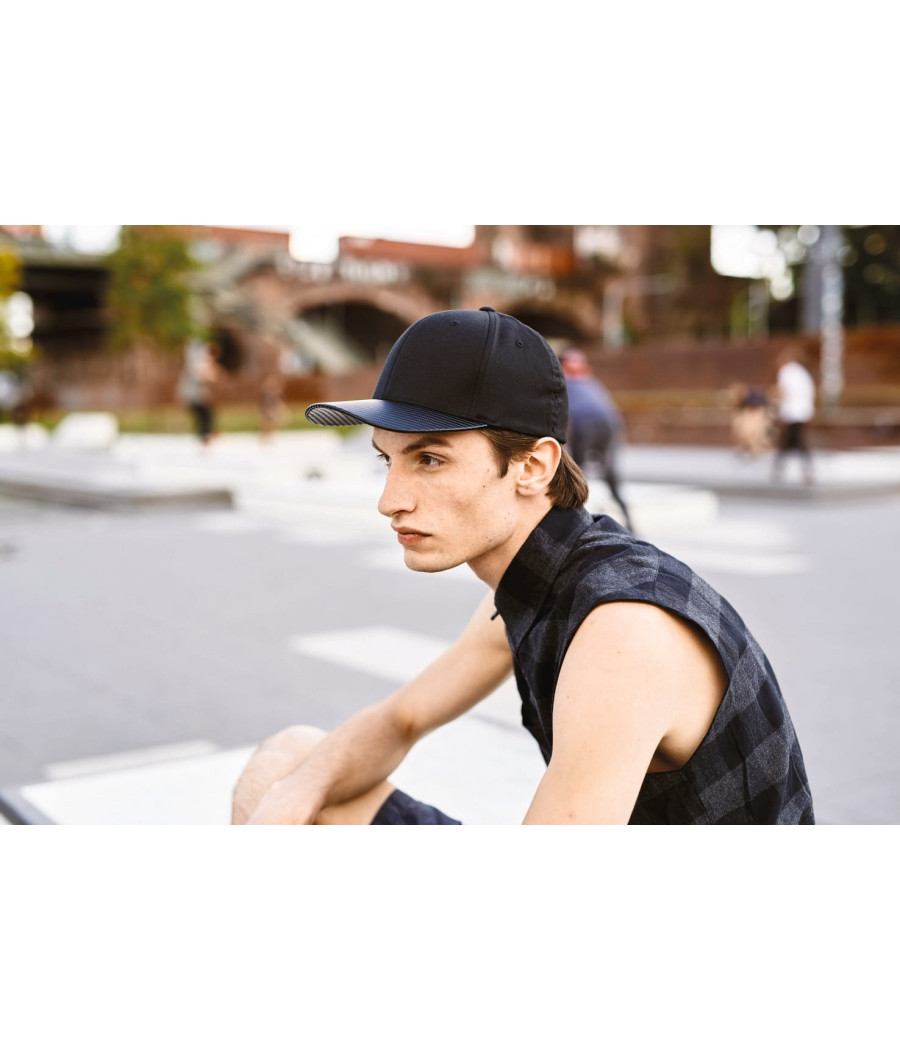 Casquette carbon snapback